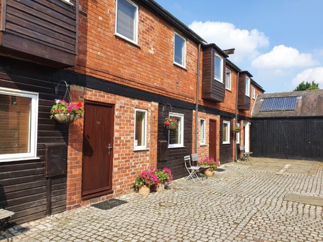 Tennyson Court Courtyard